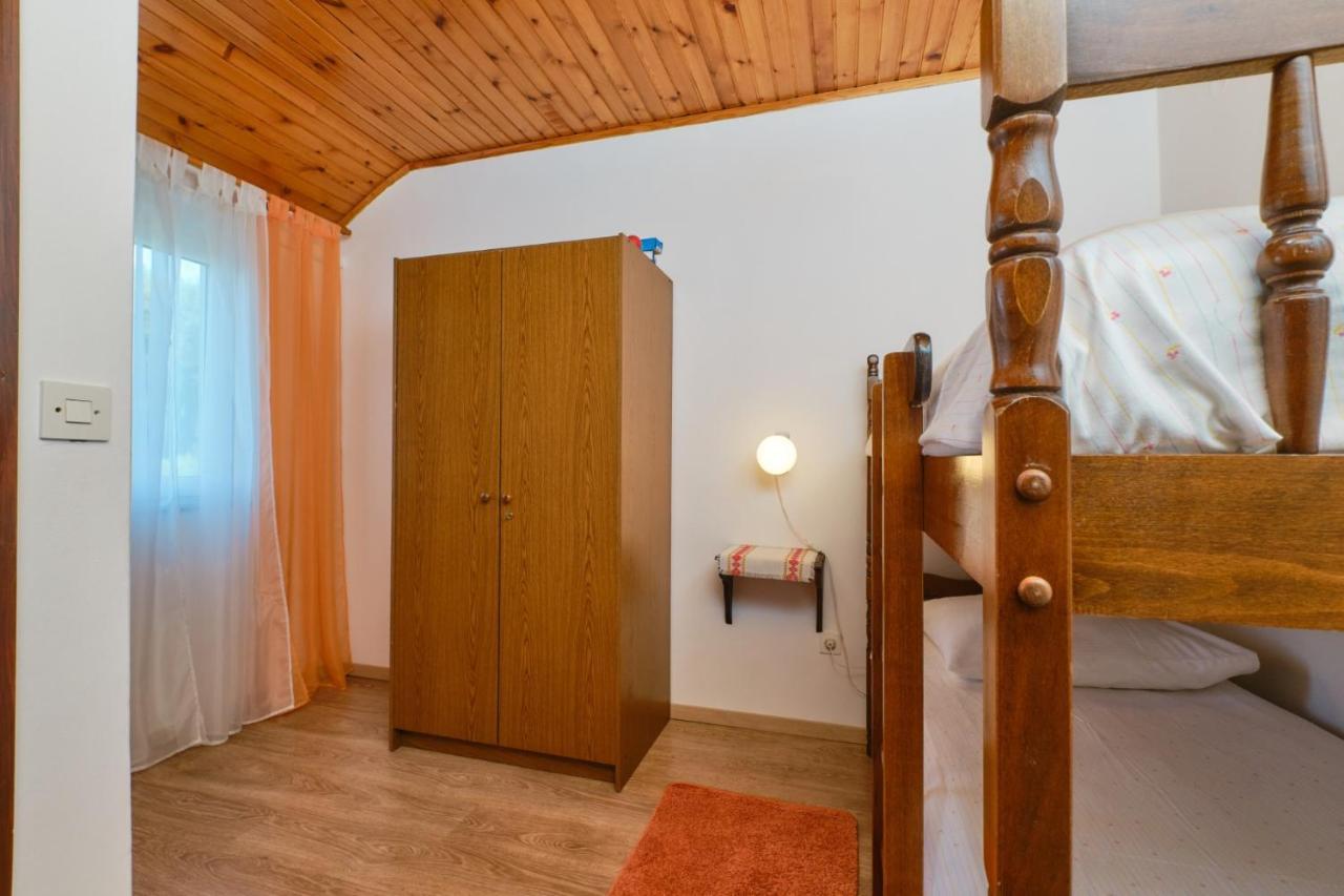 Apartments Blanka Nerezine Eksteriør bilde
