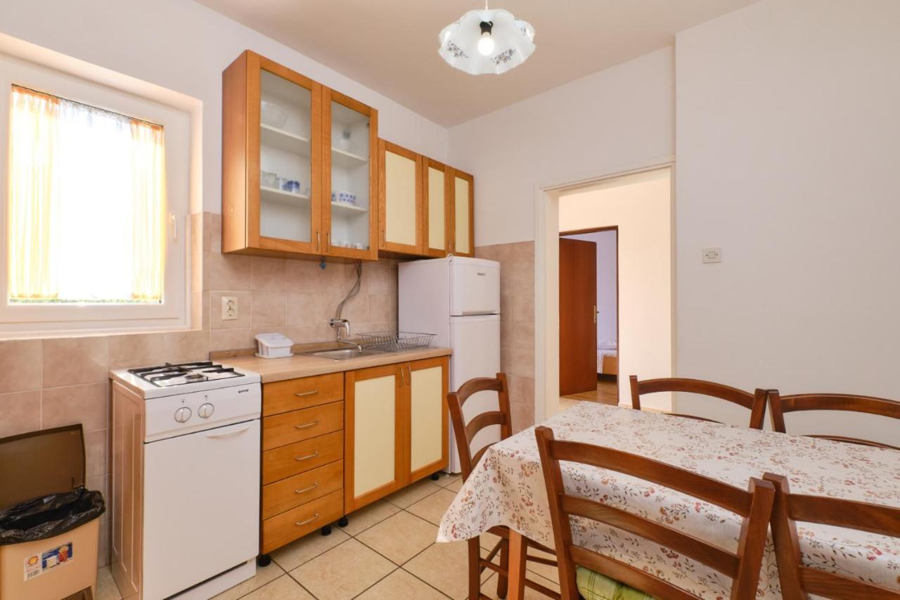 Apartments Blanka Nerezine Eksteriør bilde